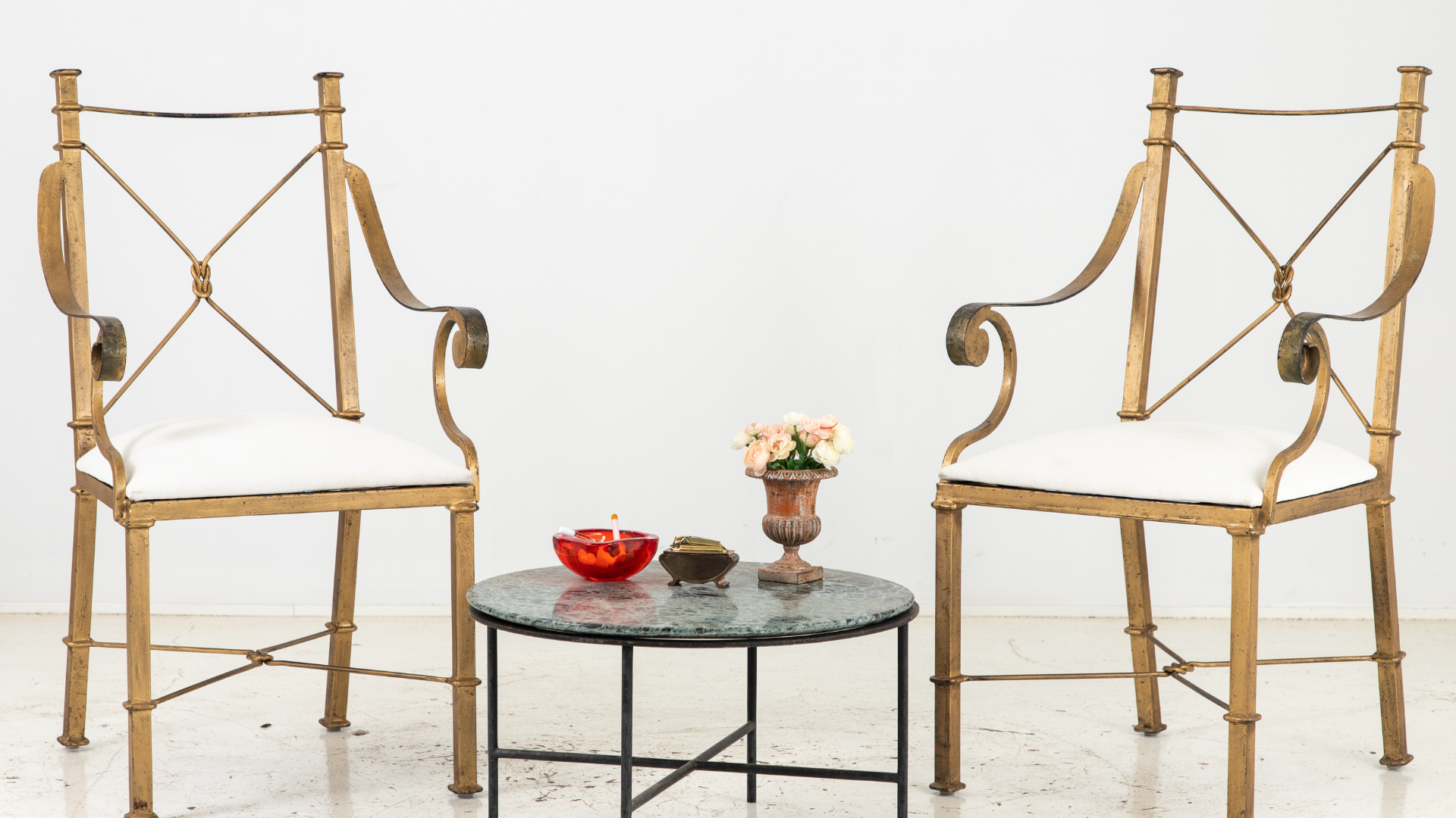 ANTIQUE SEATING