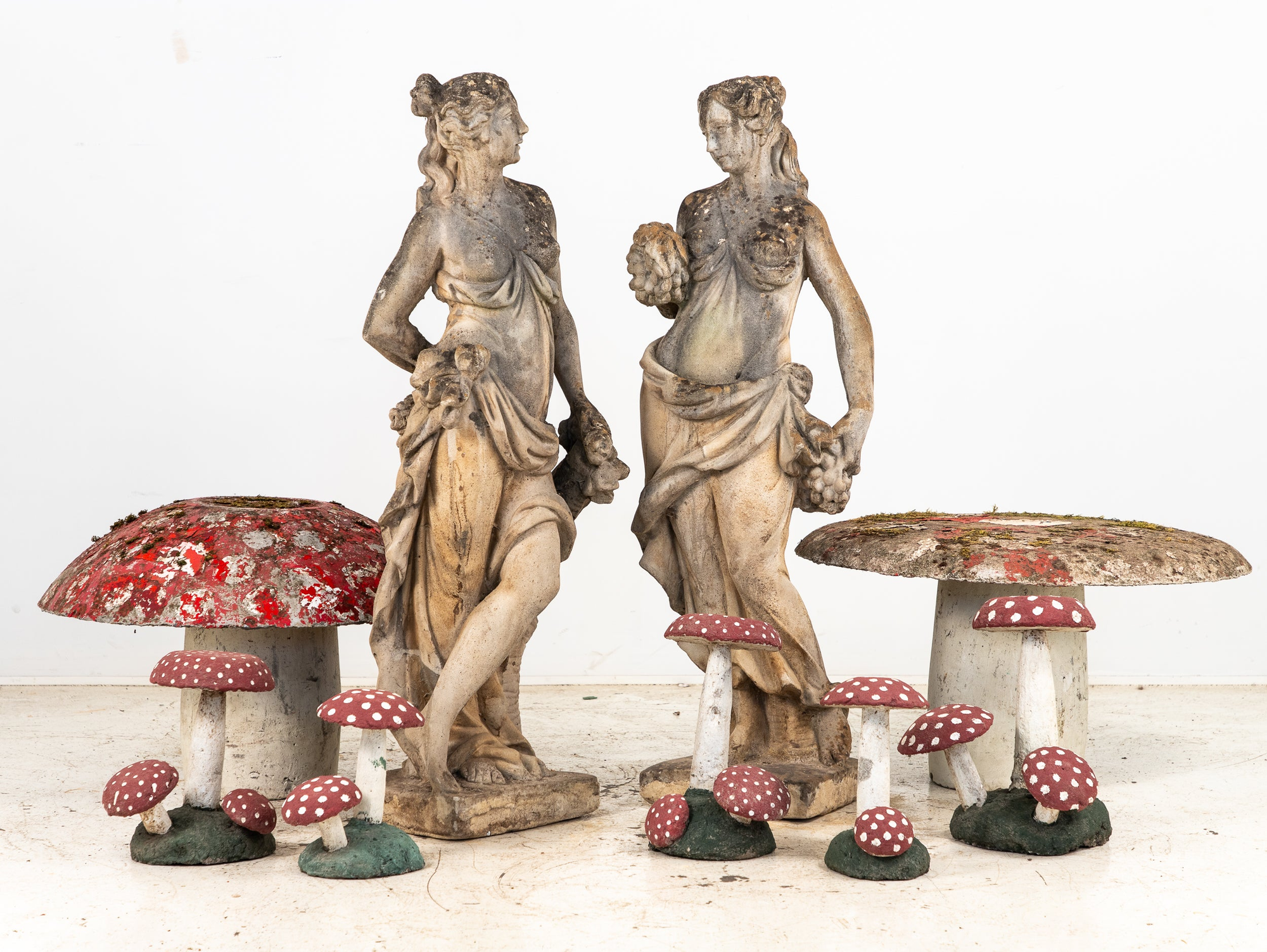 ANTIQUE GARDEN FINDS