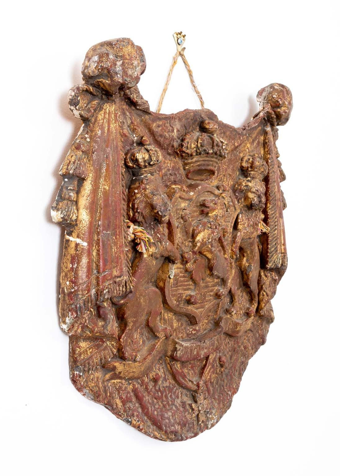 English Heraldic Plaque with Lions, Early 20th Century