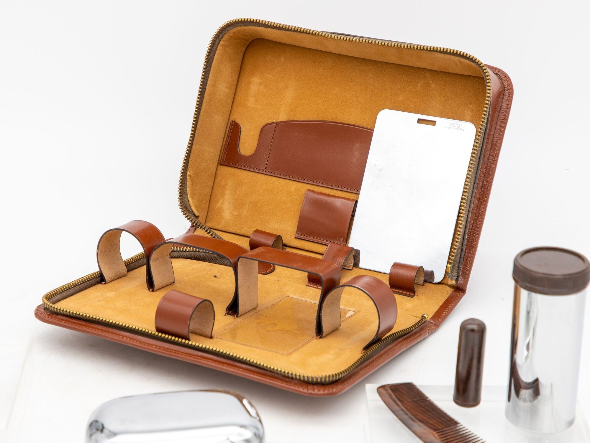 快適グッズ・旅行小物 VINTAGE LEATHER GROOMING CASE 1930s Vintage BECKERS Mens Leather Travel Case Grooming Kit