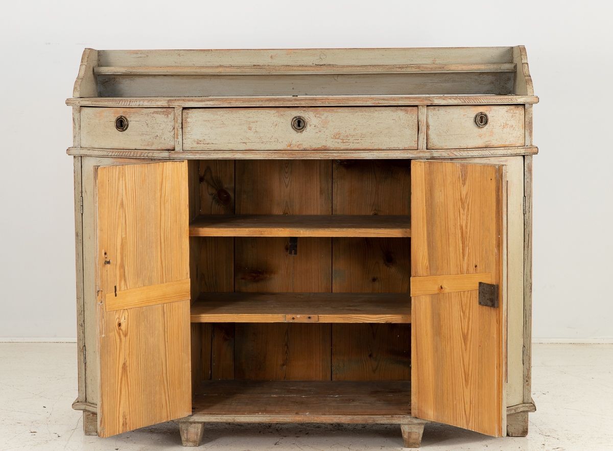 Swedish Gustavian Buffet, 19th Century