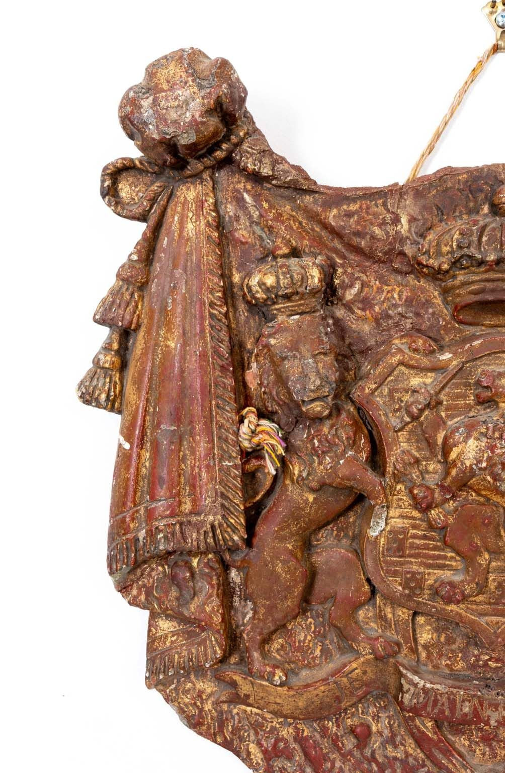 English Heraldic Plaque with Lions, Early 20th Century