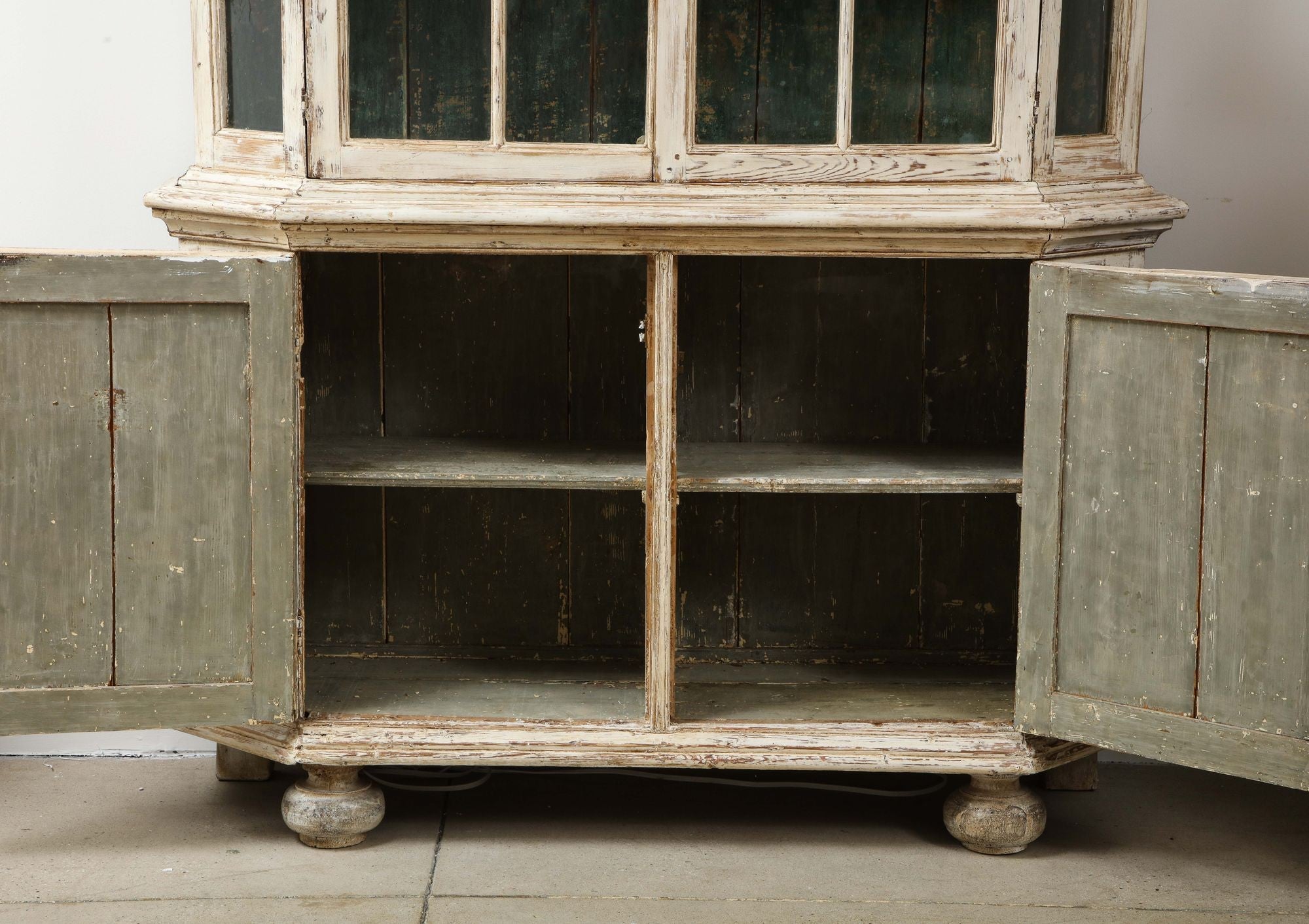Early 19th century Swedish Vitrine White Painted Pine