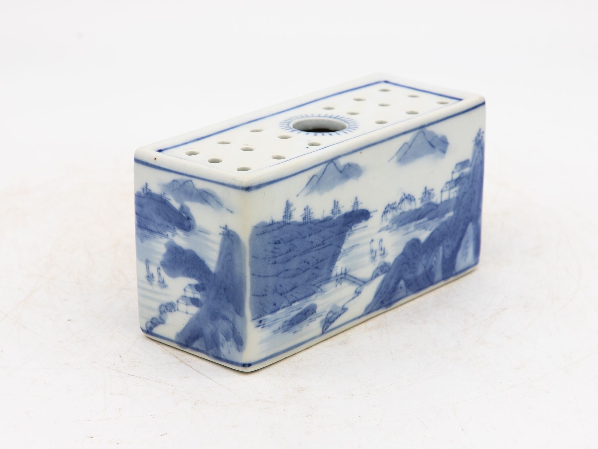 Chinoiserie Blue and White Flower Brick, England Early 20th C.