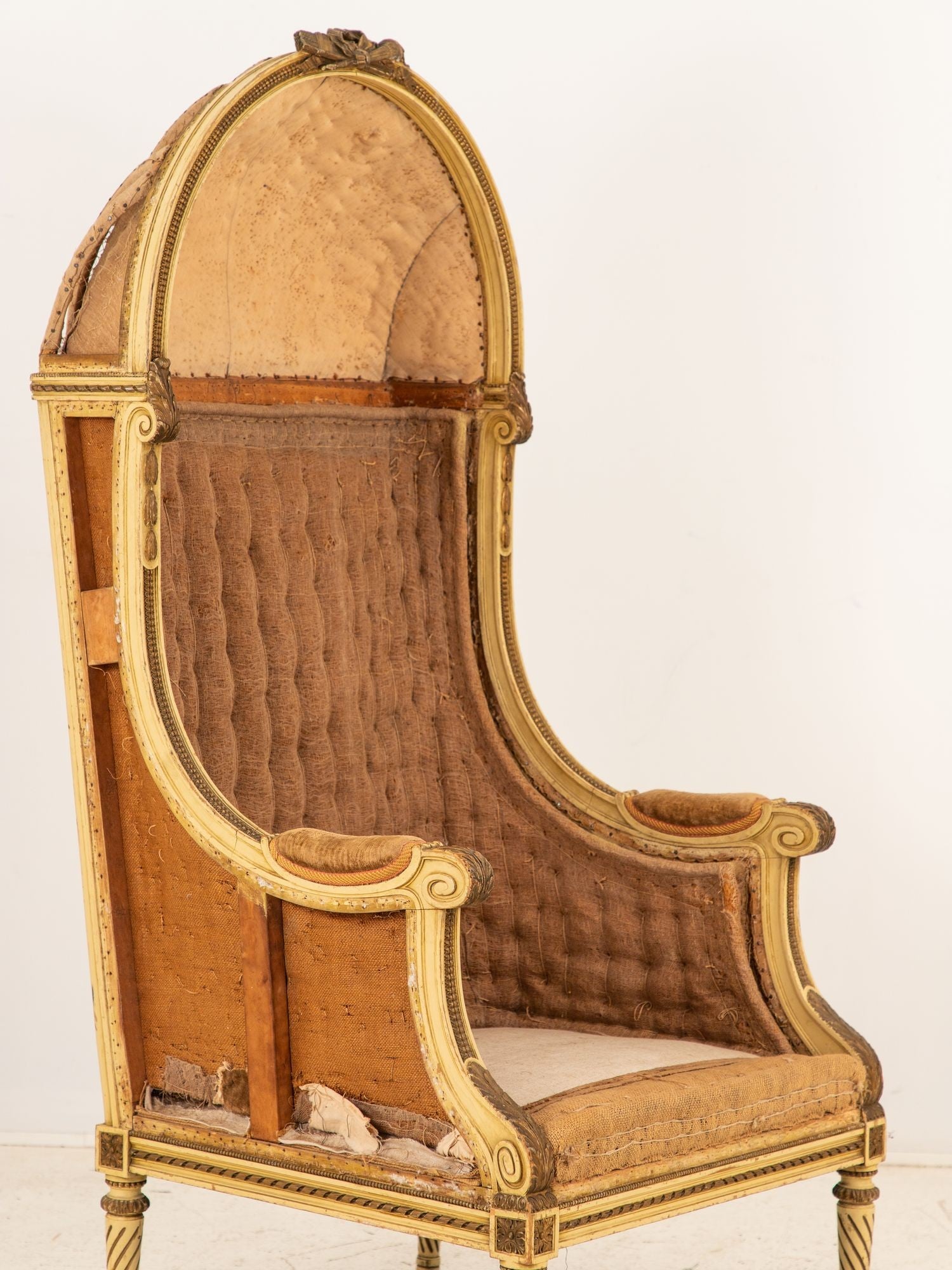 French Louis XV Style Carved Balloon Porters Chair, 19th Century
