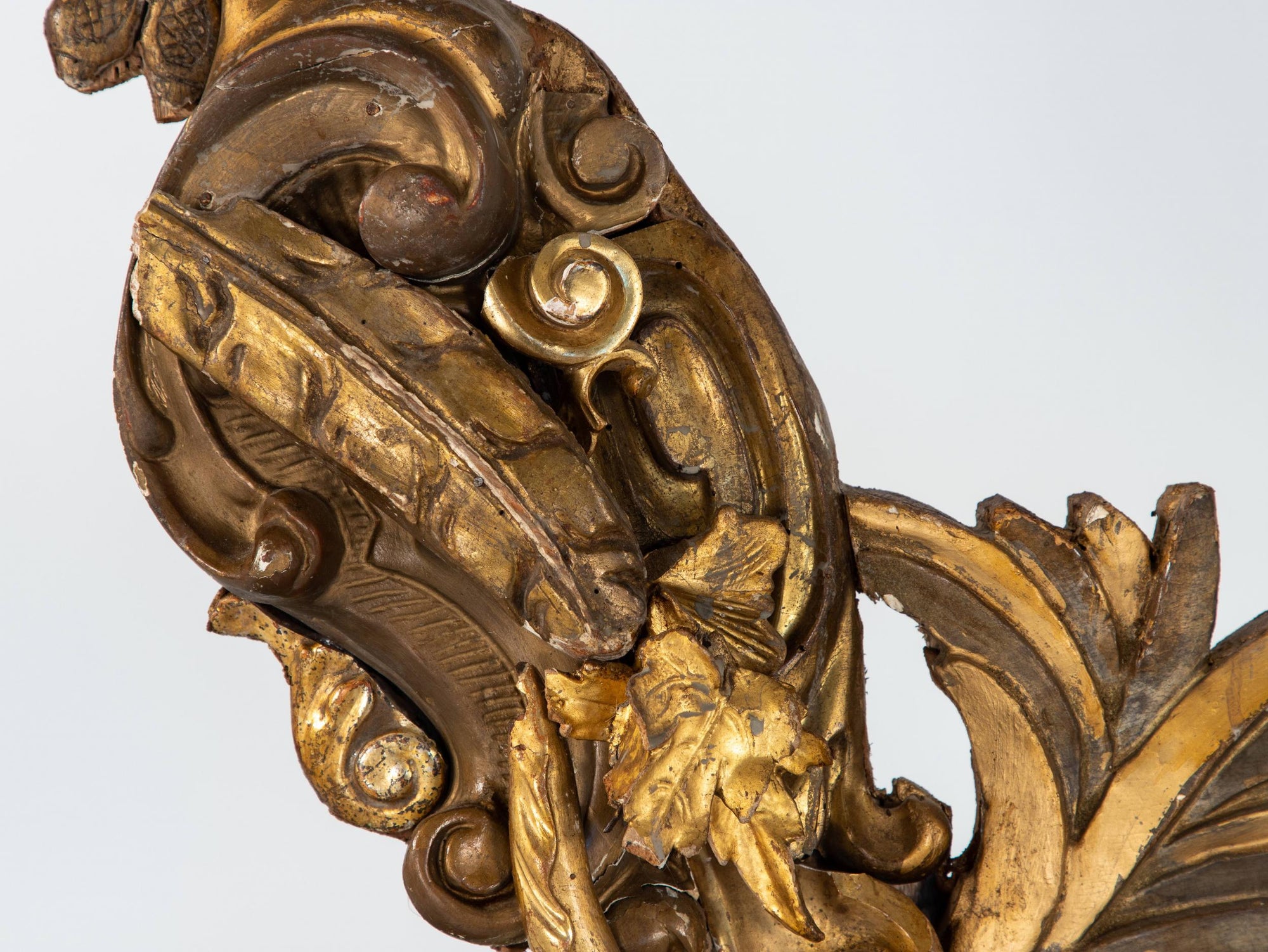 Gilded Fragment Rooster